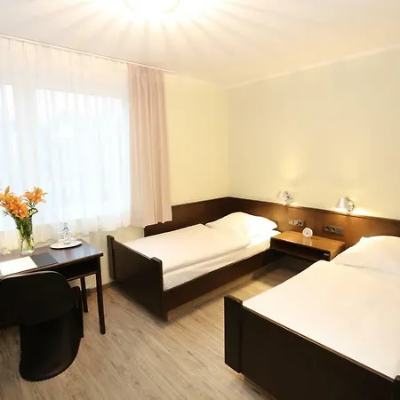 Hotel Kroeger 3*